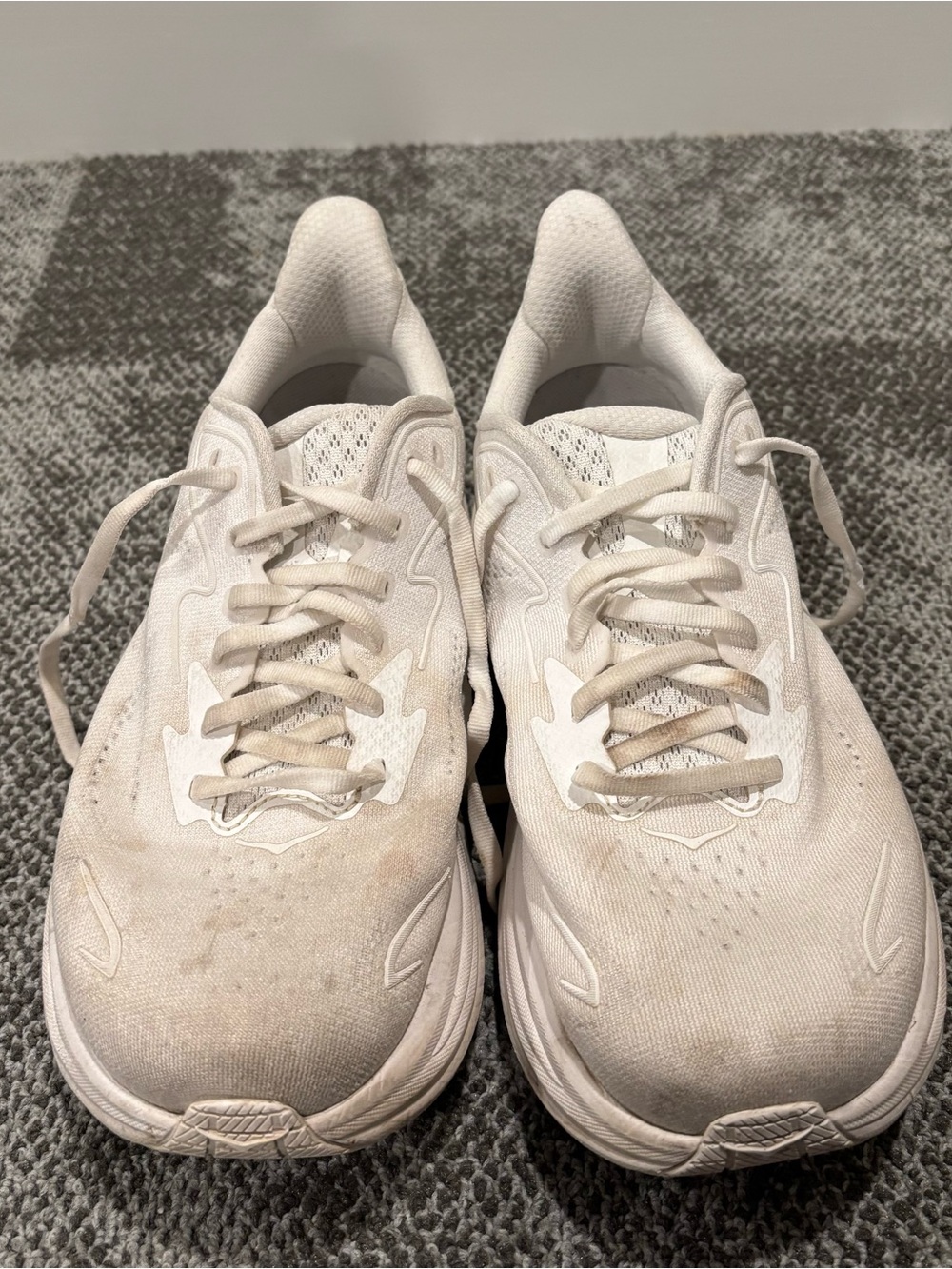 Hoka One One Clifton 10 Wide Triple White Athletic Shoes Womens U.S. 10D - Picture 2 of 6
